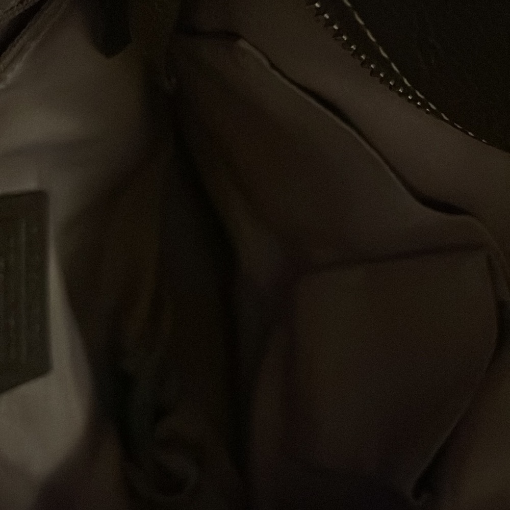 I am selling a coach hand bag - Picture 7 of 10